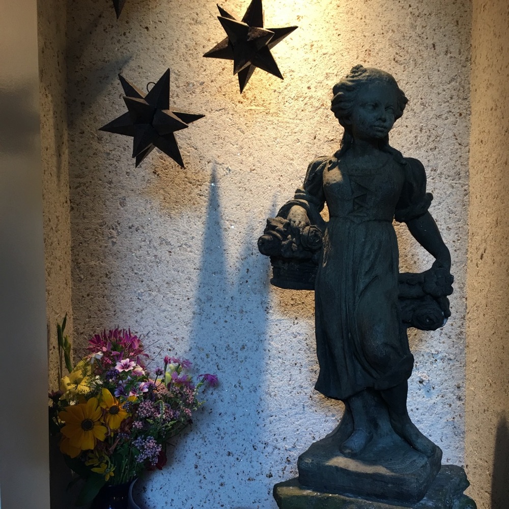 Meet your Posher, Anne